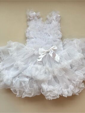✨ White Ruffled Tulle Dress with Satin Bow